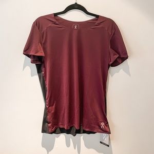 NWT - ON Running - women’s performance T shirt size Large (mulberry & black)